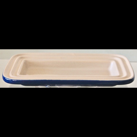 LE CREUSET BLUE BUTTER DISH 17-26 1/4 LB COVERED STONEWARE NEW - Picture 4 of 7